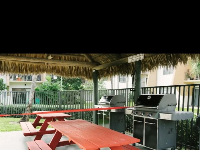 8277 SW 128th St # 203, Pinecrest FL 33156