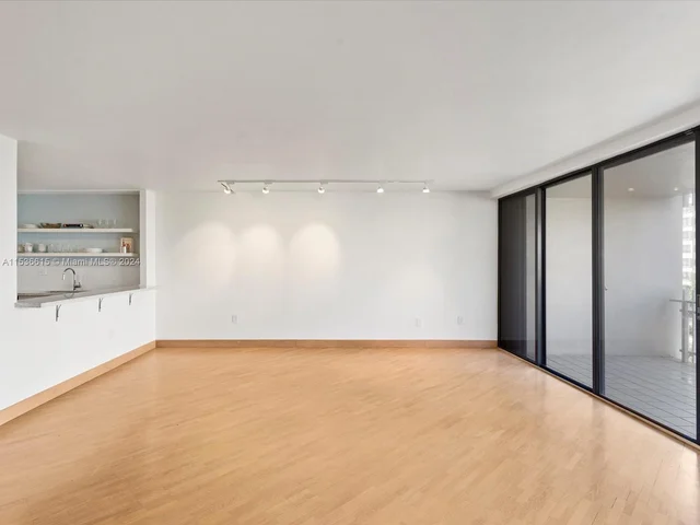 3 Grove Isle Dr # C506, Miami FL 33133