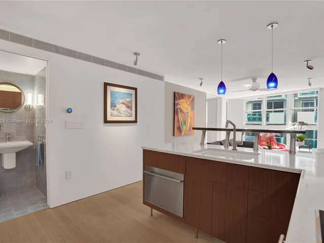 1228 West Ave # 1012, Miami Beach FL 33139