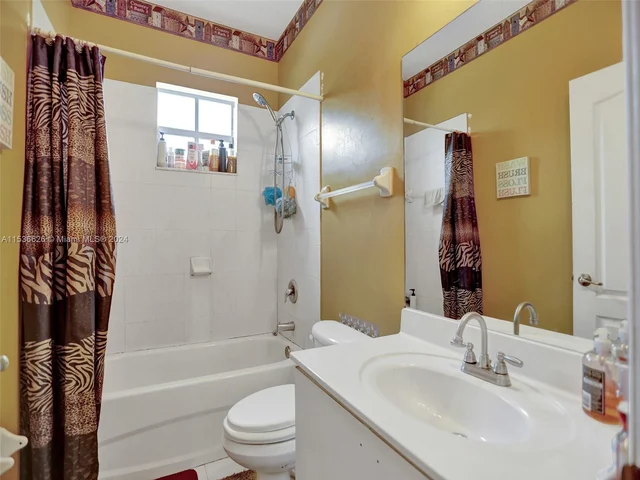 25434 SW 134th Pl, Homestead FL 33032