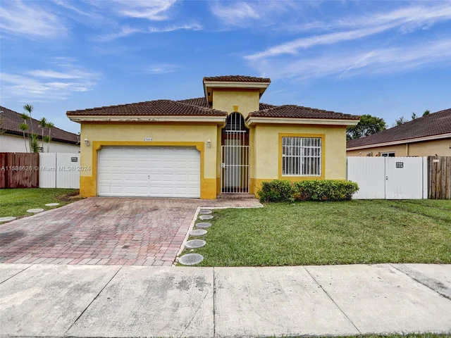 25434 SW 134th Pl, Homestead FL 33032
