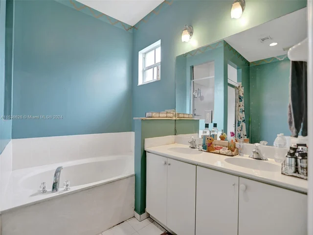 25434 SW 134th Pl, Homestead FL 33032