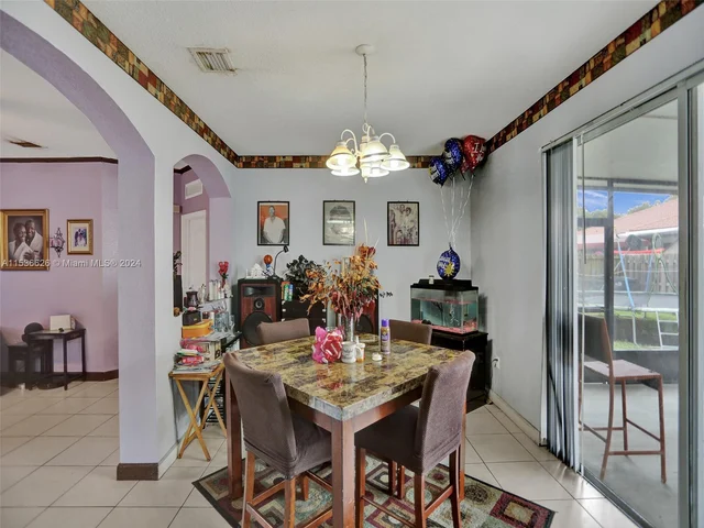 25434 SW 134th Pl, Homestead FL 33032