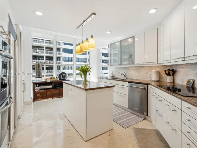 10225 Collins Ave # 904, Bal Harbour FL 33154