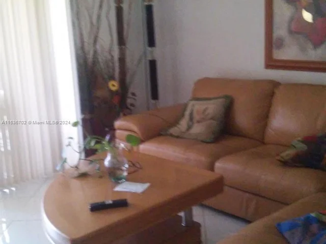 2524 NW 104th Ave # 303, Sunrise FL 33322