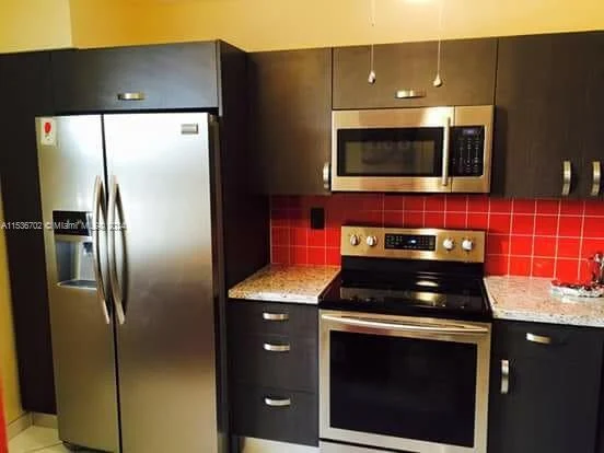 2524 NW 104th Ave # 303, Sunrise FL 33322