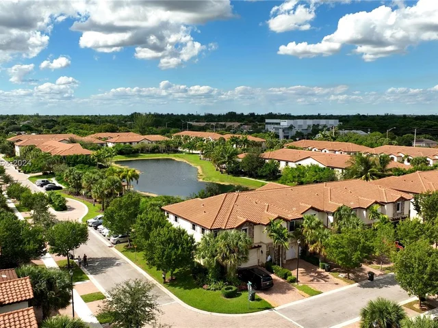 3962 Devenshire Ct, Coconut Creek FL 33073