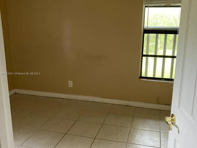 3045 NW 118th Dr # F, Coral Springs FL 33065