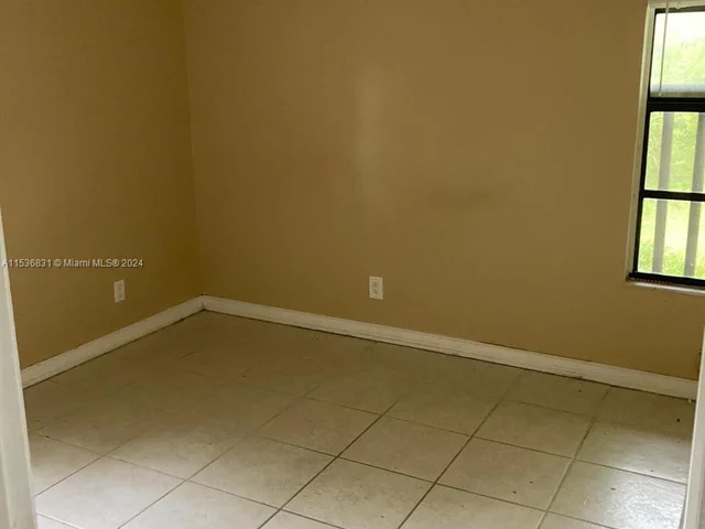 3045 NW 118th Dr # F, Coral Springs FL 33065