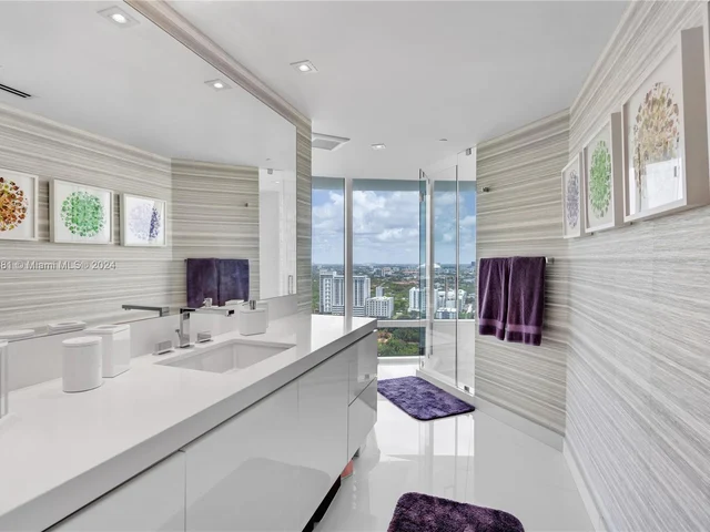 1643 Brickell Ave # 2901, Miami FL 33129