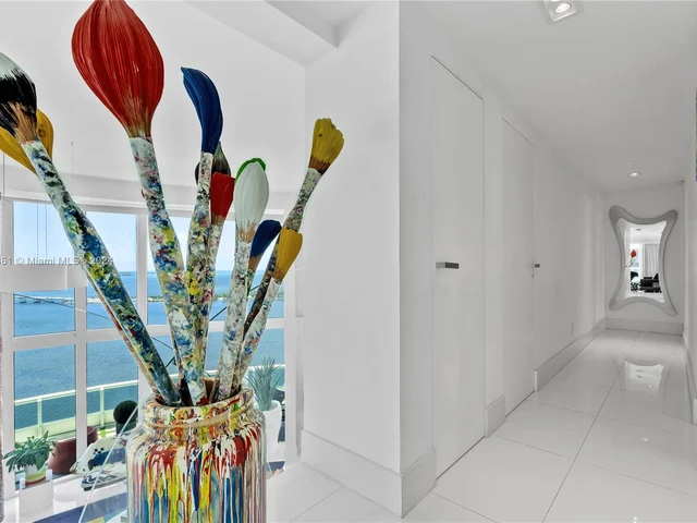 1643 Brickell Ave # 2901, Miami FL 33129