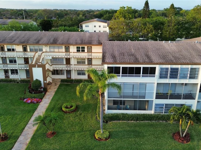 380 Mansfield J # 380, Boca Raton FL 33434