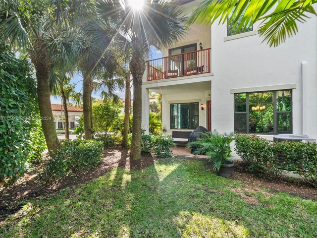 1423 SW 115th Ave, Pembroke Pines FL 33025