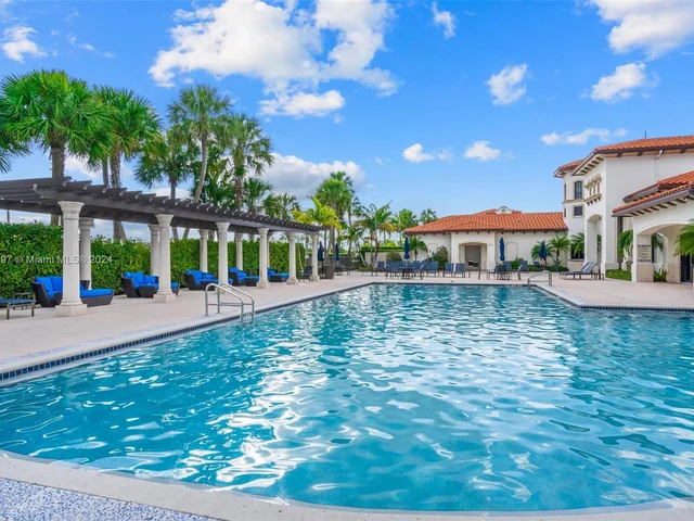 1423 SW 115th Ave, Pembroke Pines FL 33025