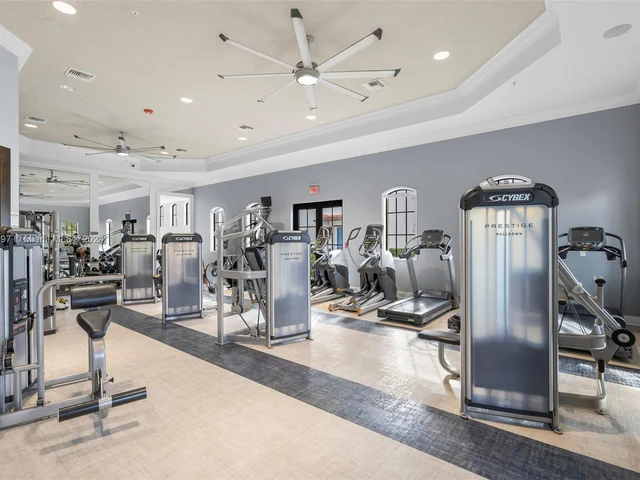 1423 SW 115th Ave, Pembroke Pines FL 33025