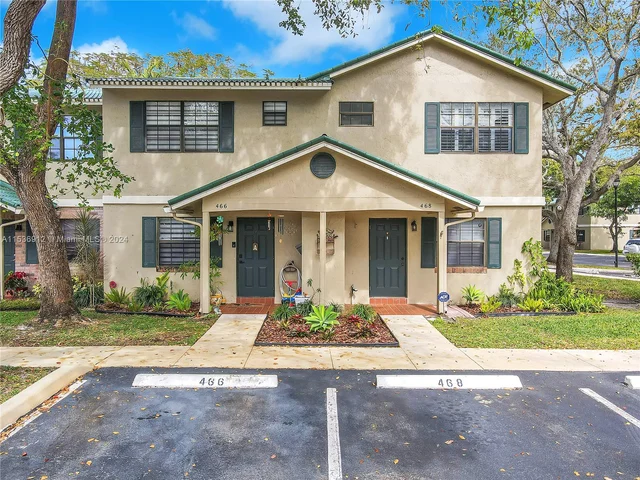 466 Westree Ln S, Plantation FL 33324