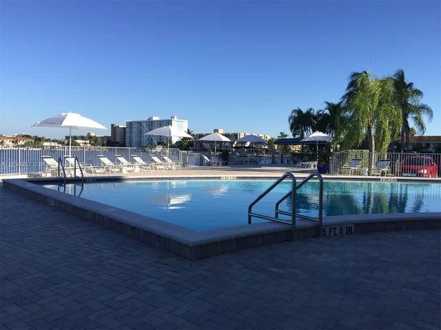 16546 NE 26th Ave # 2H, North Miami Beach FL 33160