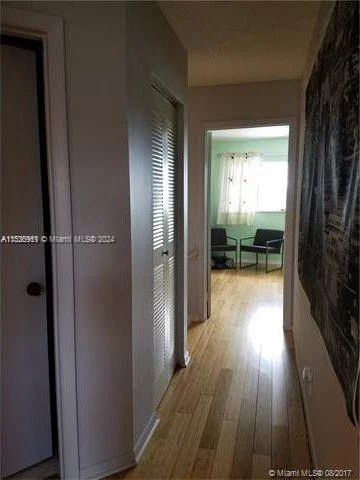 9769 NW 37th # 13, Sunrise FL 33351