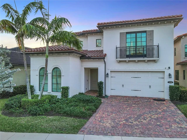 1118 SW 113th Way, Pembroke Pines FL 33025