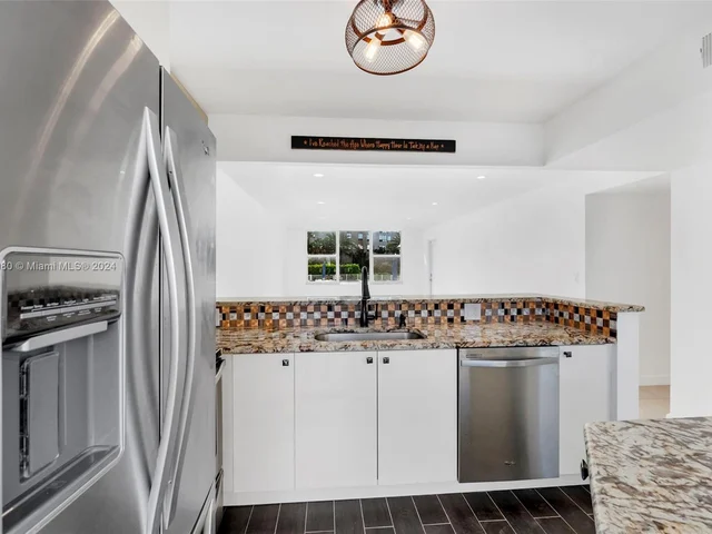 201 N Ocean Blvd # 107, Pompano Beach FL 33062