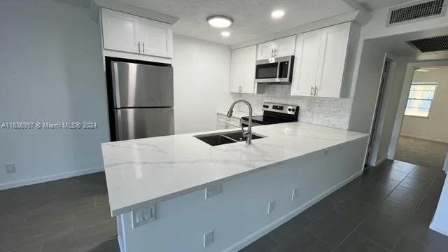 184 E Brighton E # 184, Boca Raton FL 33434