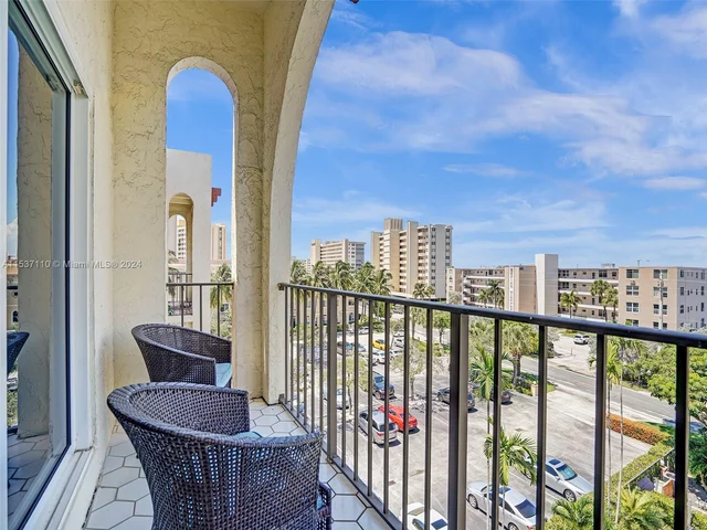 400 N Riverside Dr # 503, Pompano Beach FL 33062