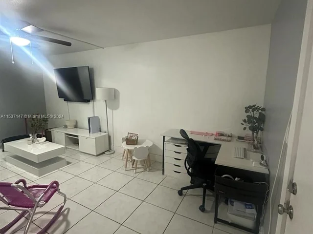 6620 W 2nd Ct # 102, Hialeah FL 33012