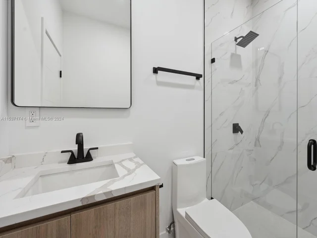 3051 SW 84th Ct, Miami FL 33155