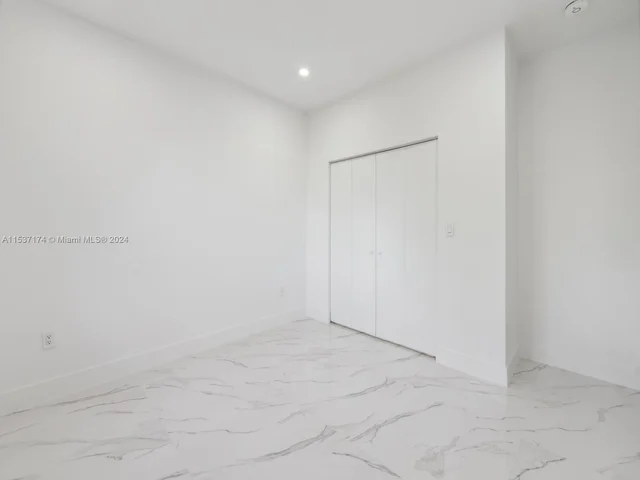 3051 SW 84th Ct, Miami FL 33155