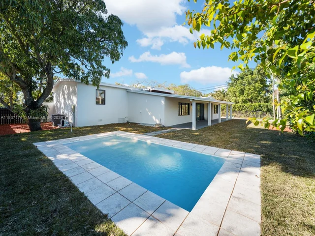 3051 SW 84th Ct, Miami FL 33155