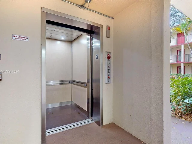 200 SW 132nd Way # 201L, Pembroke Pines FL 33027