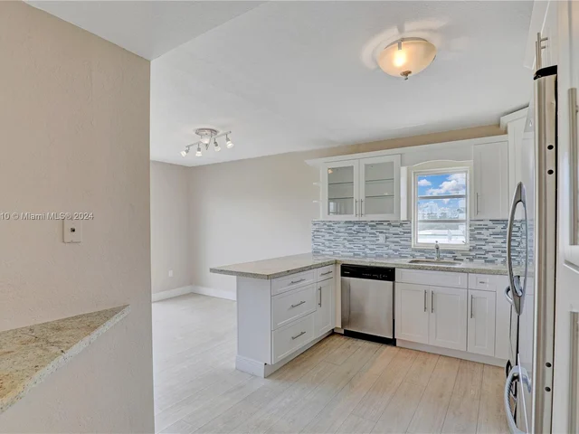 1200 14th St # 3A, Miami Beach FL 33139