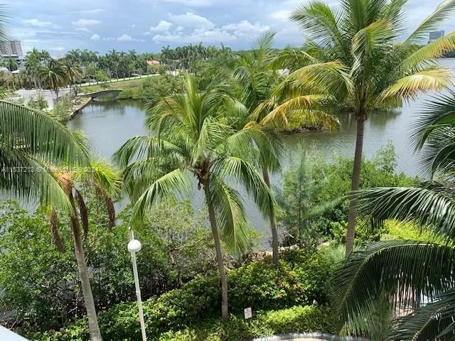 16500 COLLINS AV # 355, Sunny Isles Beach FL 33160