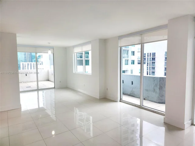 244 Biscayne Blvd # 2809, Miami FL 33132