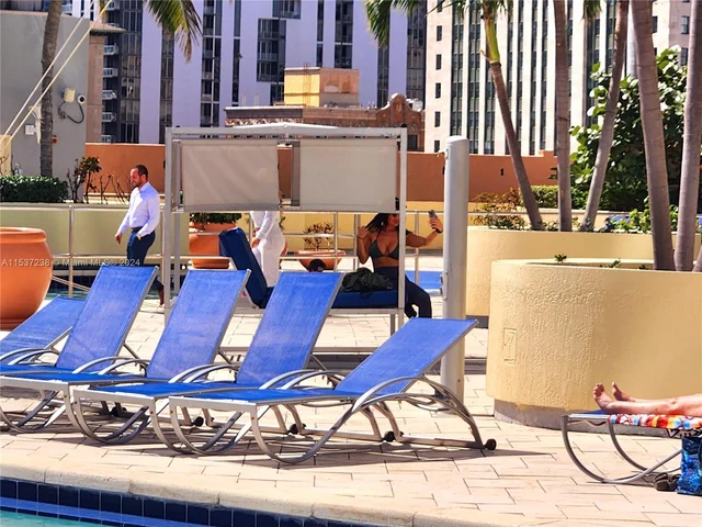 244 Biscayne Blvd # 2809, Miami FL 33132