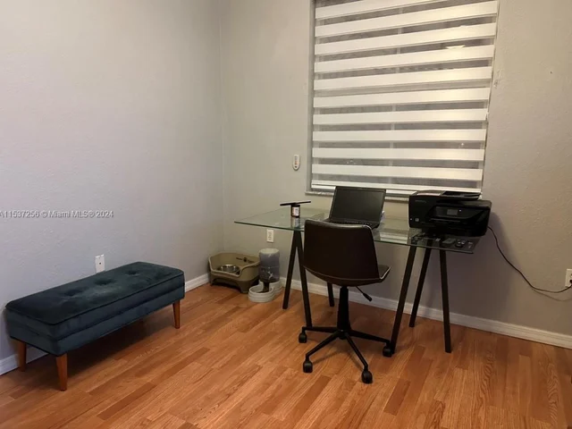 13557 NW 7th Pl, Pembroke Pines FL 33028