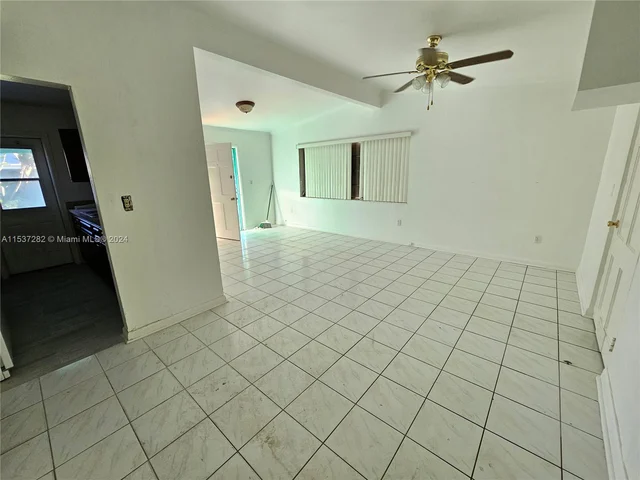 17151 SW 99th Ct, Palmetto Bay FL 33157