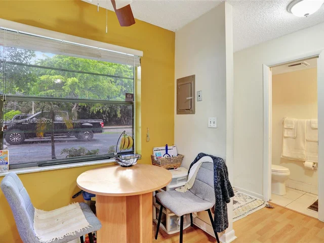 1353 NW 94th Way # 1353, Coral Springs FL 33071