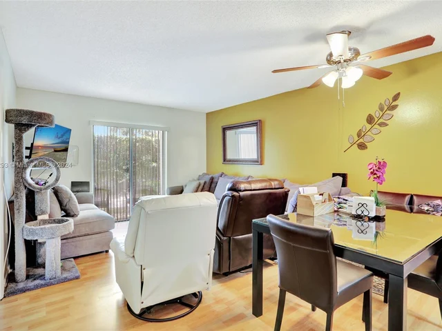 1353 NW 94th Way # 1353, Coral Springs FL 33071