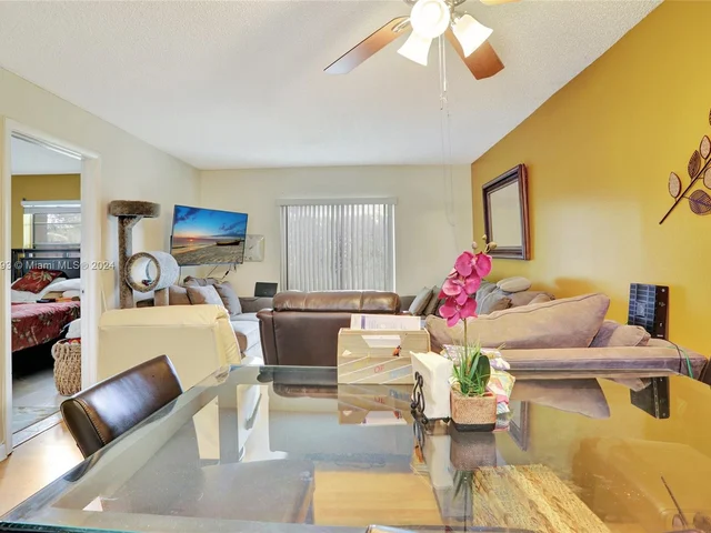 1353 NW 94th Way # 1353, Coral Springs FL 33071