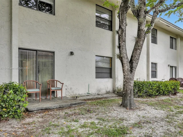 1353 NW 94th Way # 1353, Coral Springs FL 33071