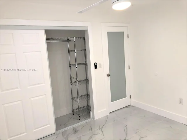 8033 Lake Dr # 203, Doral FL 33166