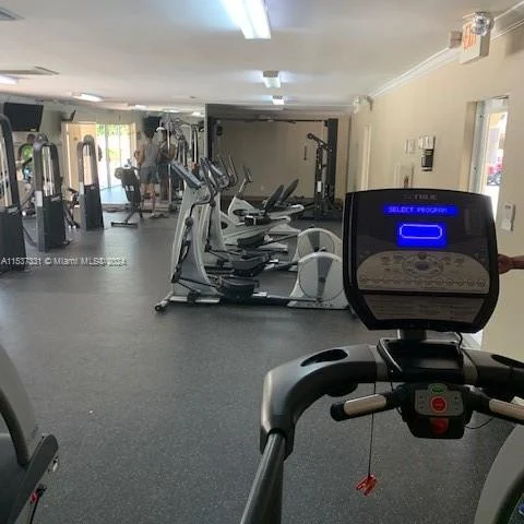 1800 Sans Souci Blvd # 322, North Miami FL 33181