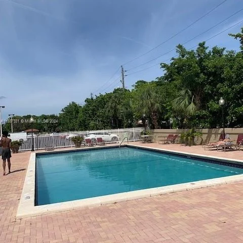 1800 Sans Souci Blvd # 322, North Miami FL 33181