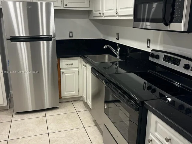 1800 Sans Souci Blvd # 322, North Miami FL 33181