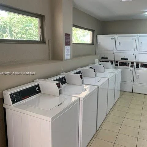 1800 Sans Souci Blvd # 322, North Miami FL 33181