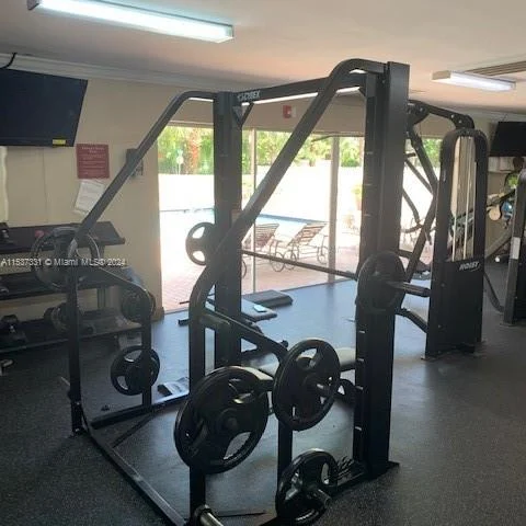 1800 Sans Souci Blvd # 322, North Miami FL 33181