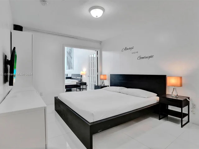 5445 Collins Ave # 14, Miami Beach FL 33140