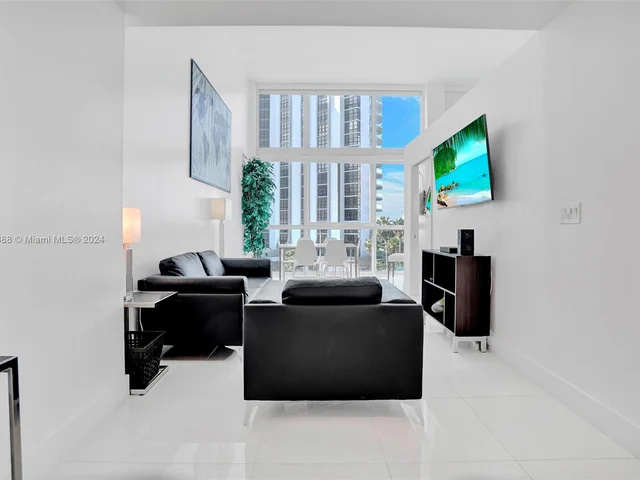 5445 Collins Ave # 14, Miami Beach FL 33140