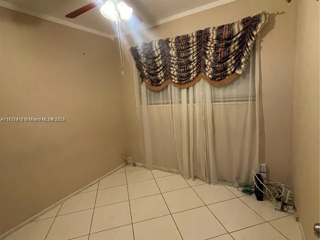 15 NW 197th St, Miami Gardens FL 33169